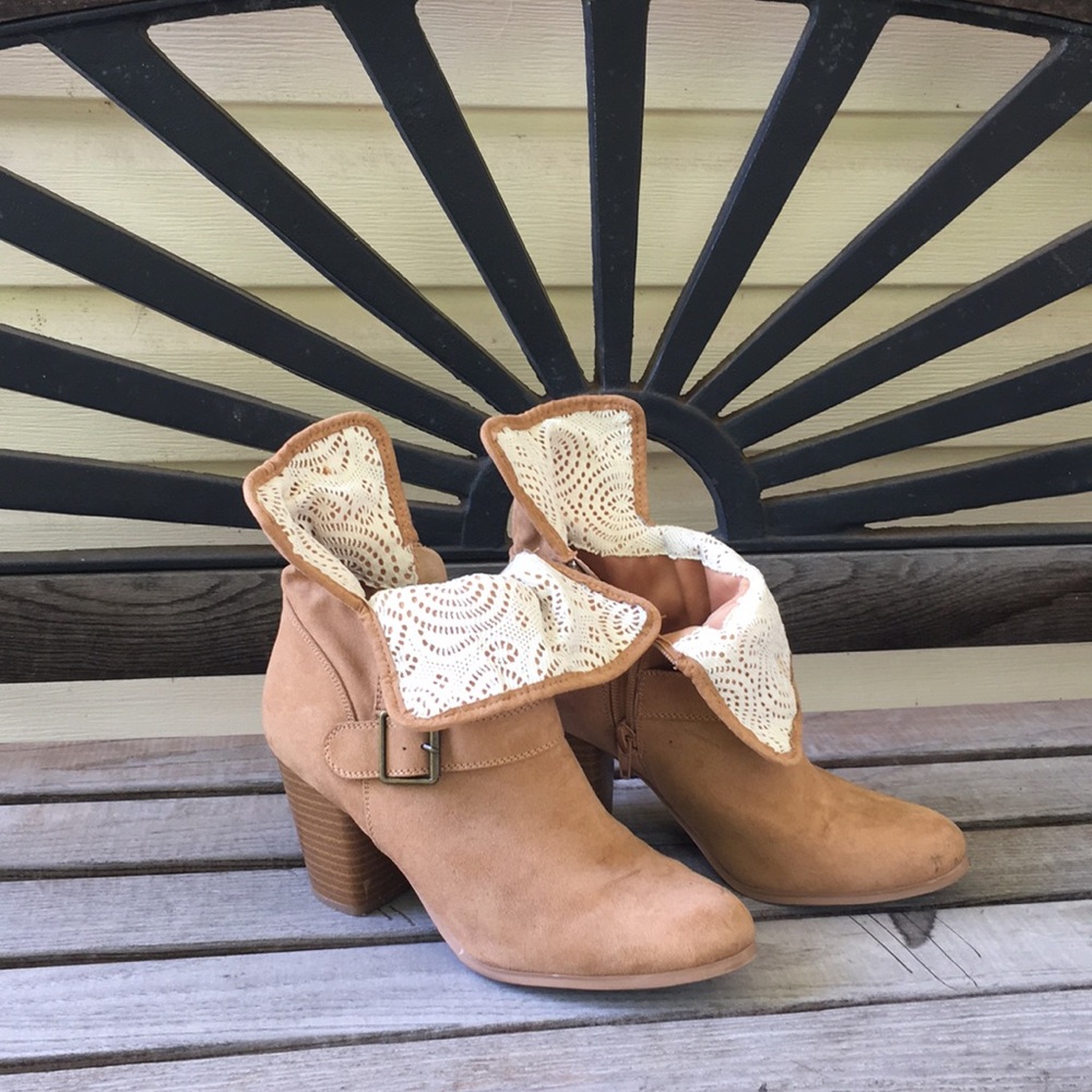 Multi-style booties - Picture 3 of 3